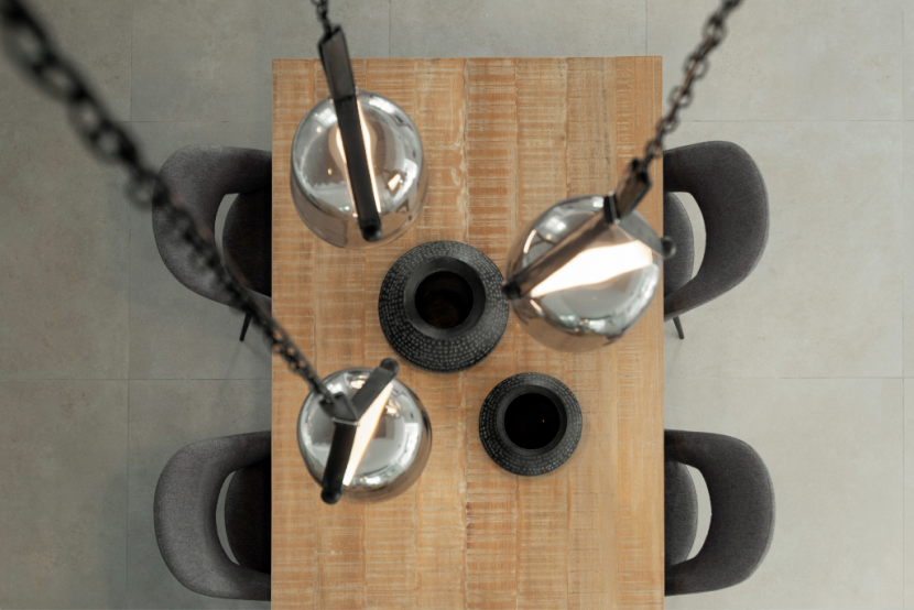 הפיכת פריטים ישנים לחדשים: רעיונות לשיפוץ רהיטים קיימים בעיצוב עכשווי